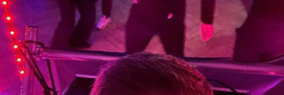 Dj til børnedisko