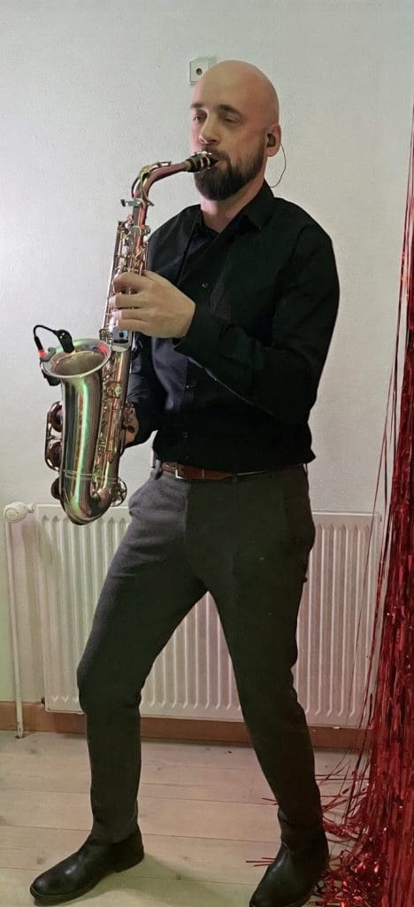 Dj og saxofon til lounge