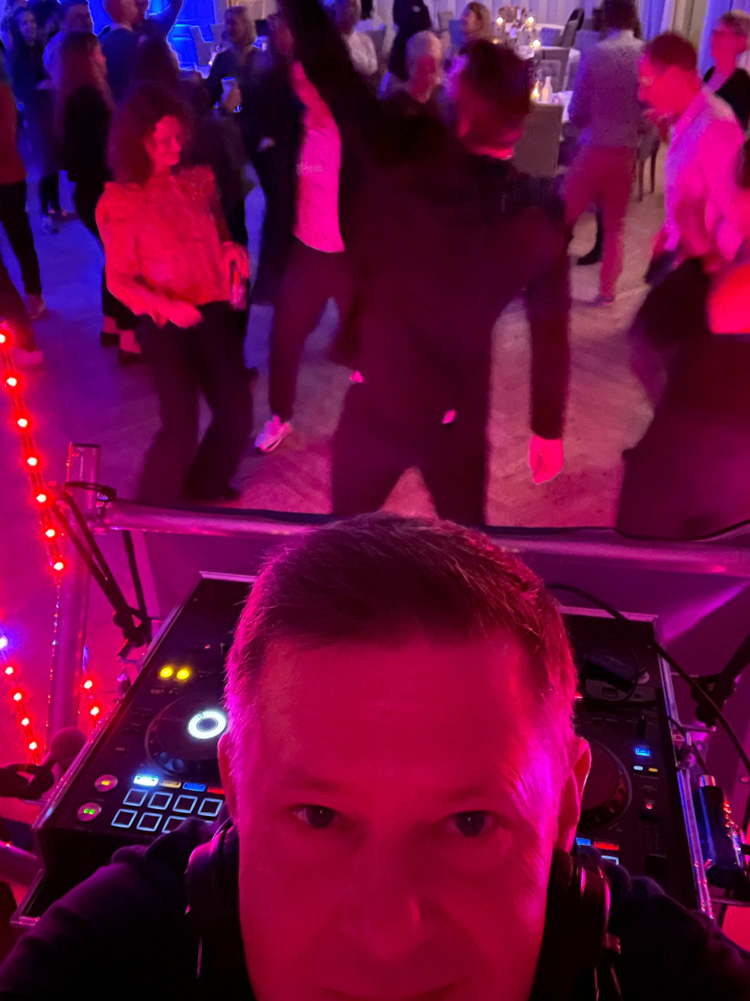 Dj til bryllup med dansegulv